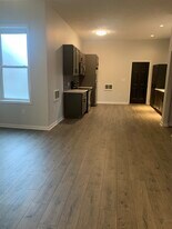 Building Photo - 3022 Perrysville Ave