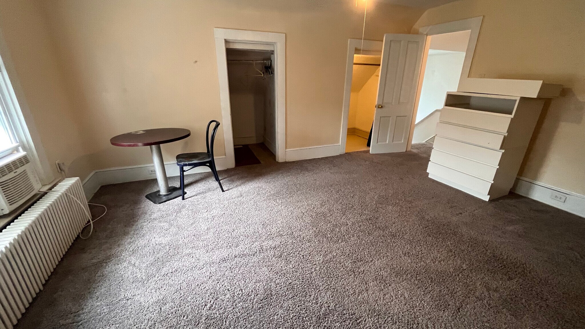 Building Photo - 5859 Hobart St