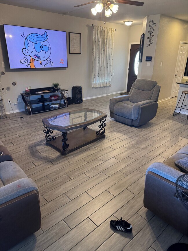 Building Photo - 8814 Alpine Wood Wy