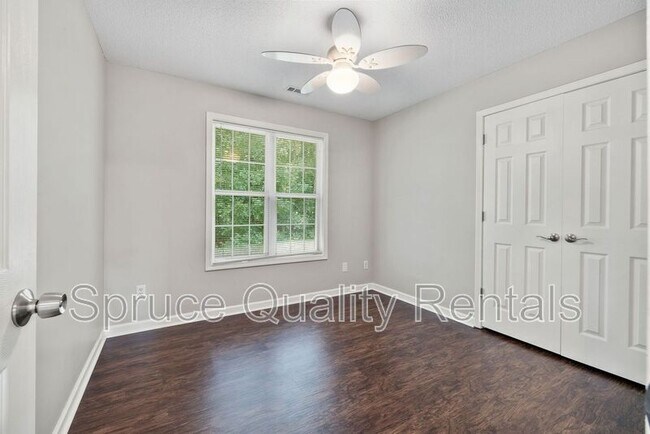 Building Photo - 2640 Farlow Gap Ln