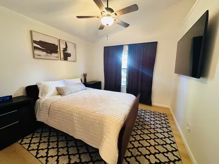 Building Photo - 4629 Amherst Ln