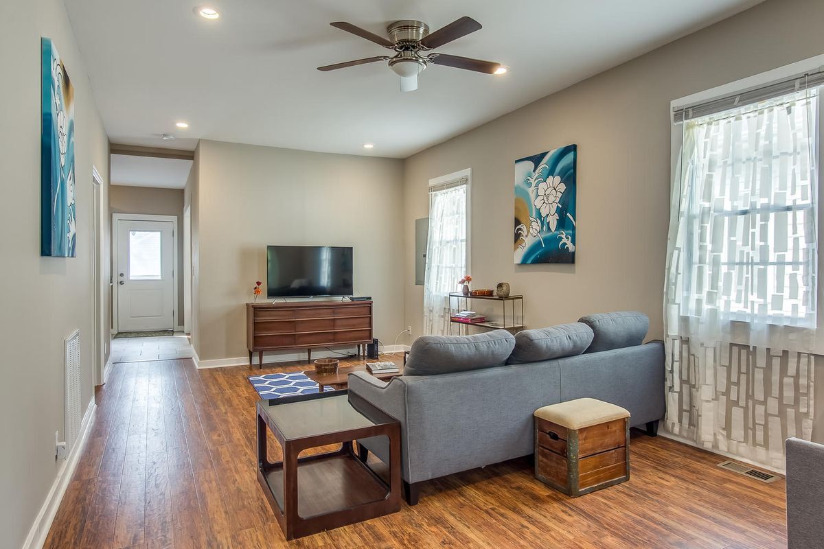 Building Photo - 112 Lucile St