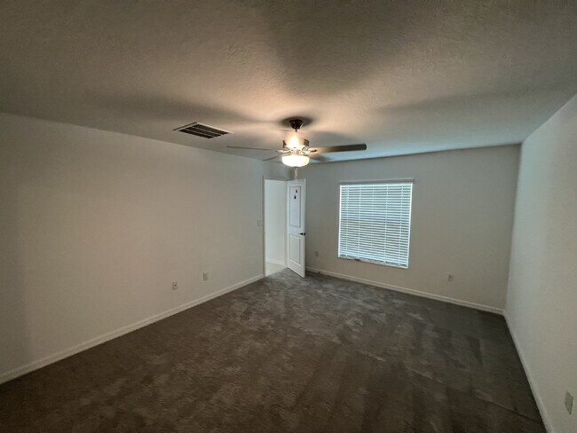 Building Photo - 12767 Weston Oaks Ln