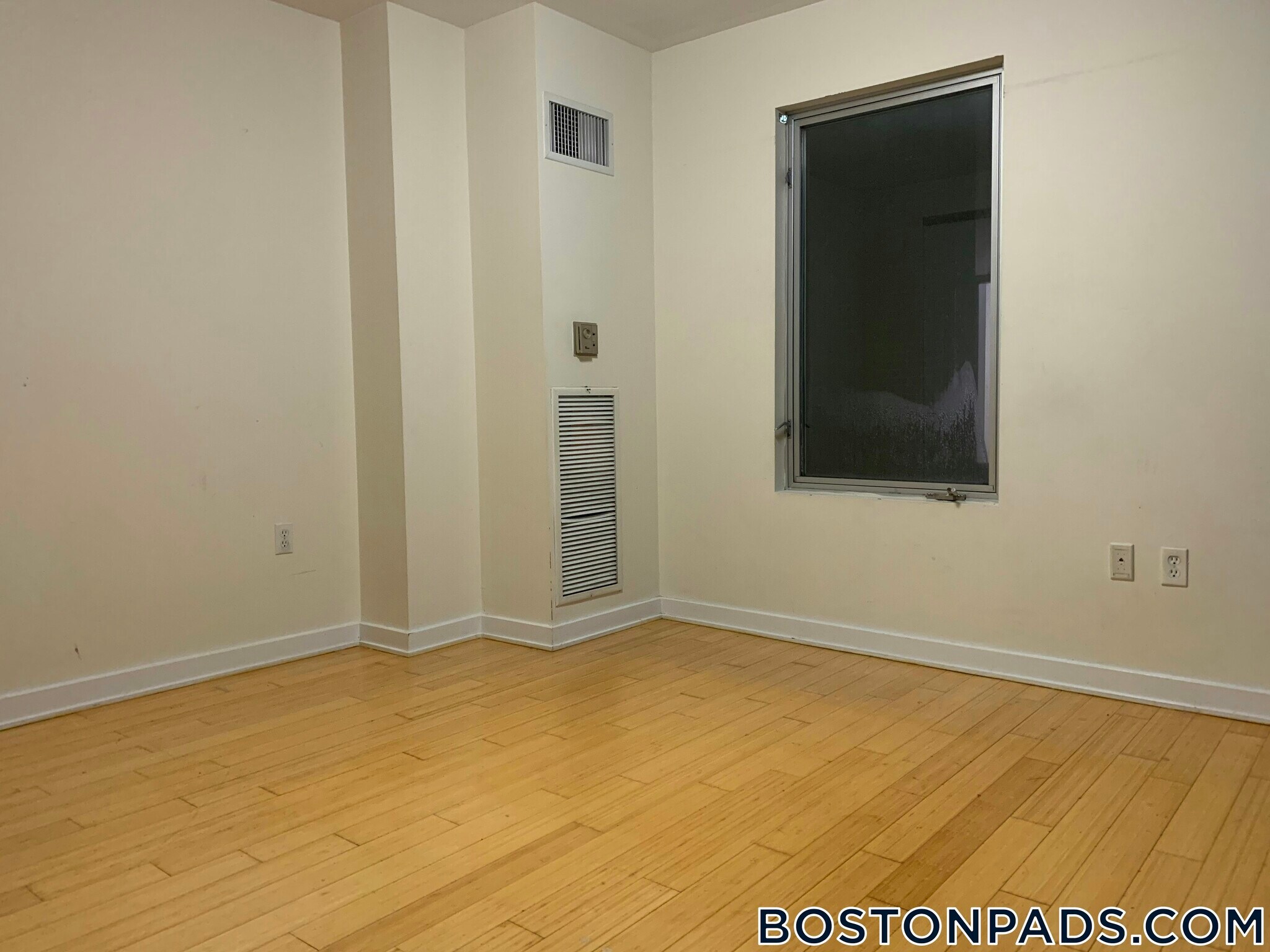 Building Photo - 40 Boylston St