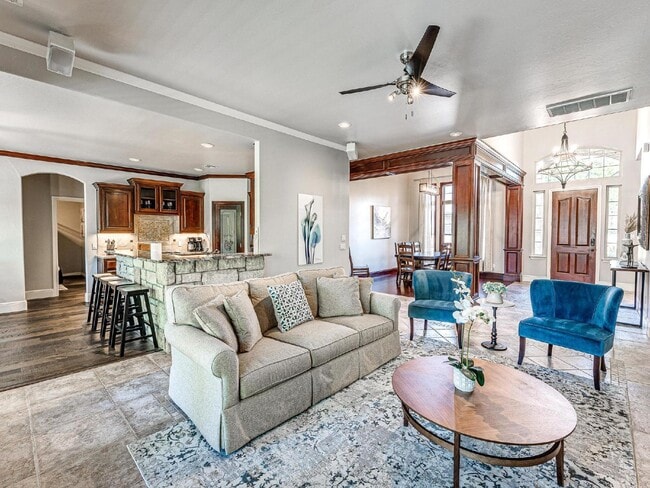 Building Photo - Elegant 3-Bedroom Home in Thornbrooke Village – All Bills Paid