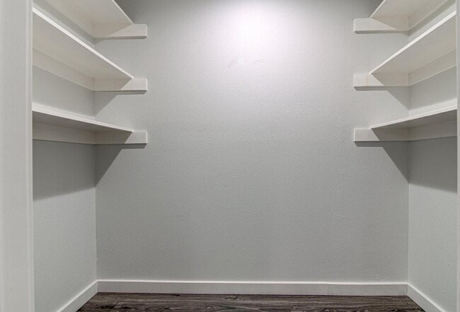 Building Photo - 3501 Rockhurst Ln