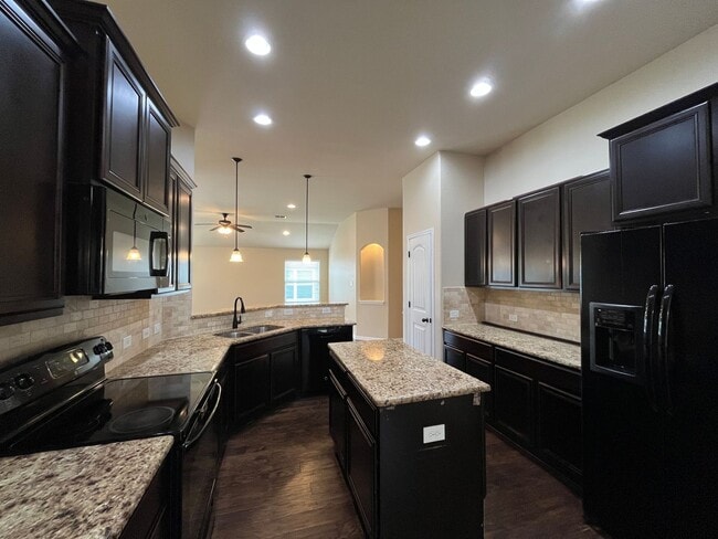 Building Photo - Upgraded Home in Pflugerville's Highland Park