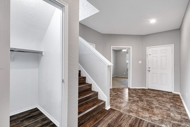 Building Photo - Beautiful Home for Rent in Wildhorse Vista