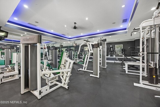 Building Photo - GROUND-LEVEL, 2-bedroom, 2-bath condo loca...