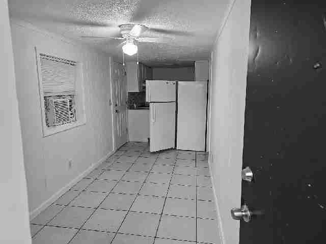 Building Photo - 240 Kraft Ave