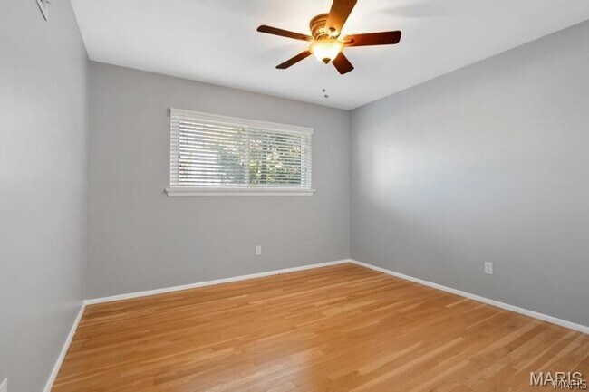 Building Photo - 8408 Louwen Dr