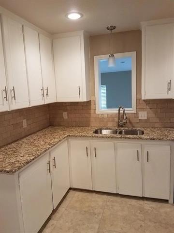 Building Photo - 100 Lochness Ln