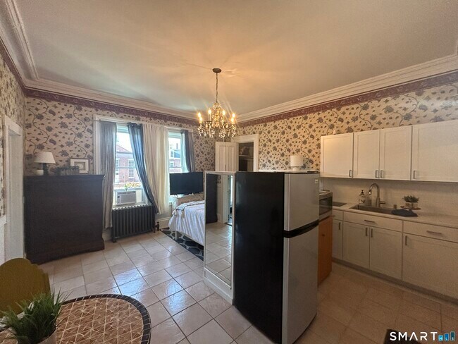 Building Photo - 40 Franklin St