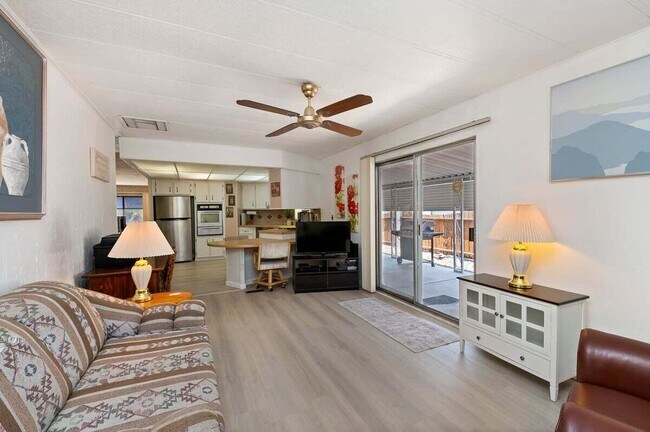 Building Photo - 73229 Adobe Springs Dr