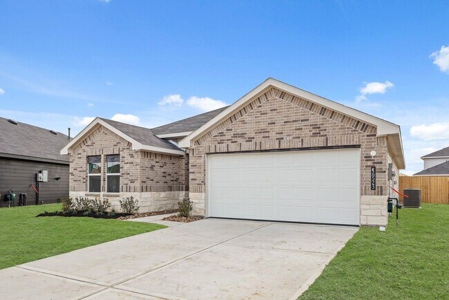 Building Photo - 16523 Hidden Ponderosa Path