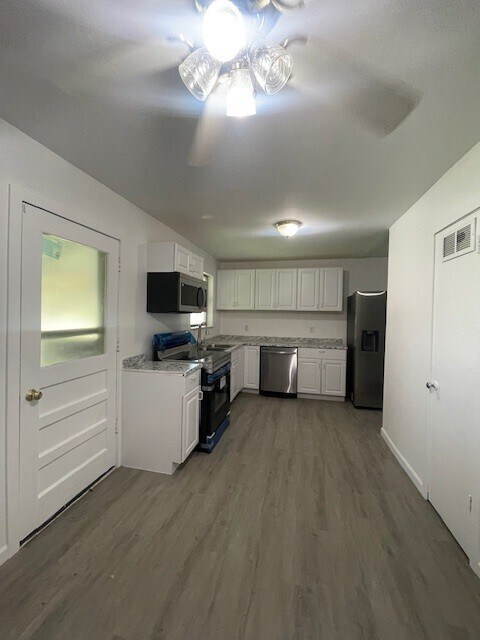 Building Photo - 12015 Galva Dr
