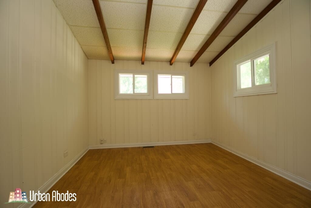 Building Photo - 1227 Wood Ave