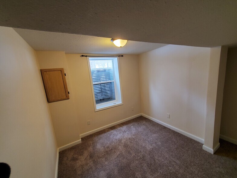 Bedroom 3 - 10610 Johnson Cir
