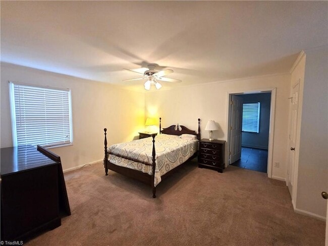 Building Photo - 1085 Brown Rd