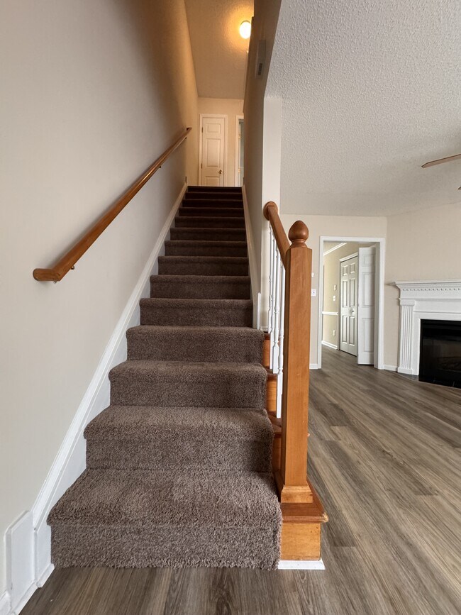 Building Photo - 870 Spring Forest Rd