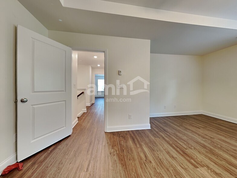Building Photo - 3902 Riceland Pl