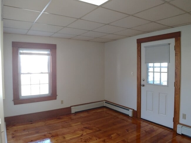 Building Photo - 32 Ruggles St