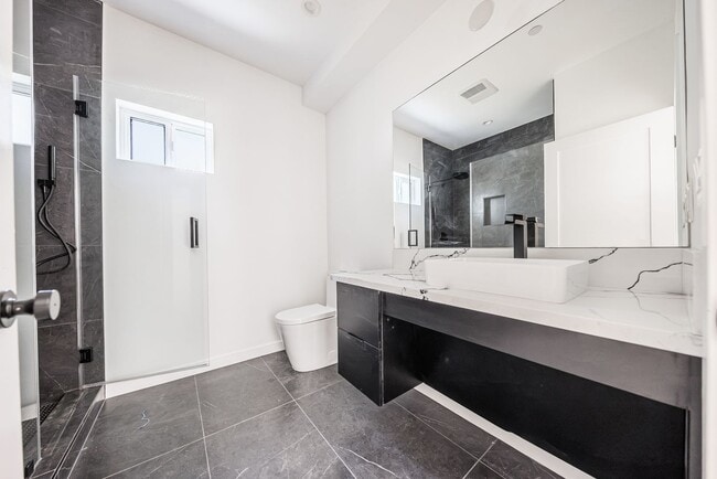 Building Photo - 1954 Purdue Ave