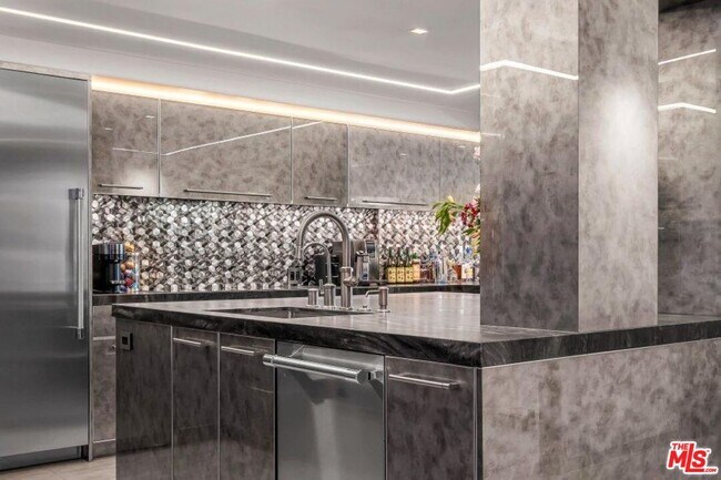 Building Photo - 101 Ocean Ave