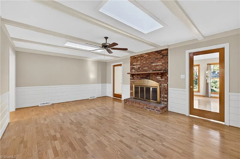 Building Photo - 3041 Forest Line Dr