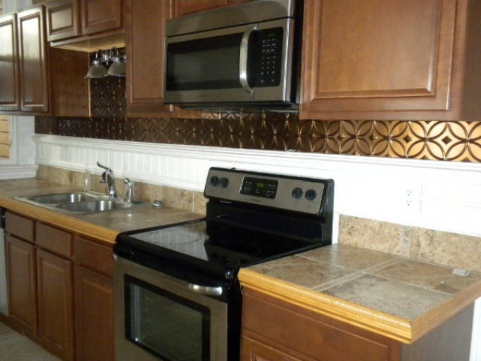 cooking area - 920 Magnolia St