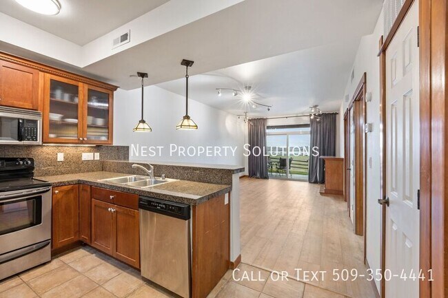 Building Photo - 6432 Melby Way NE