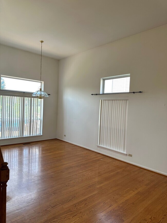 Building Photo - 1386 Almaden Ln