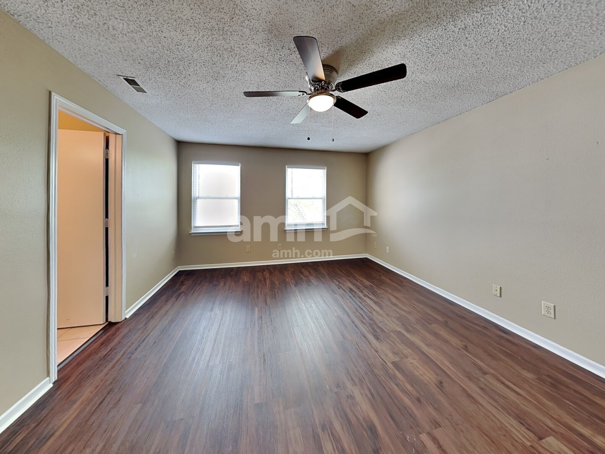 Building Photo - 6303 Abaca Way