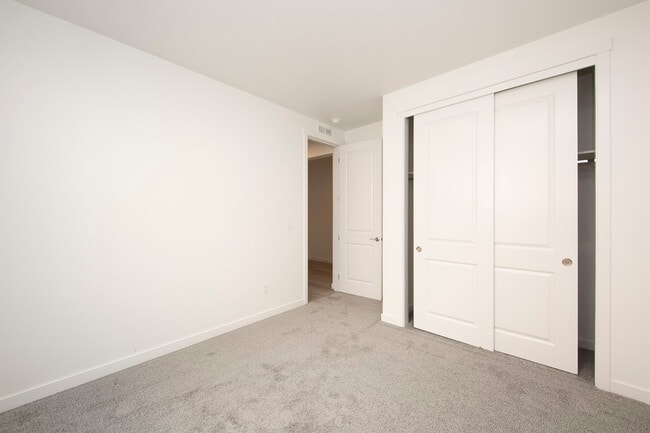 Building Photo - 11171 W Heliopsis Dr