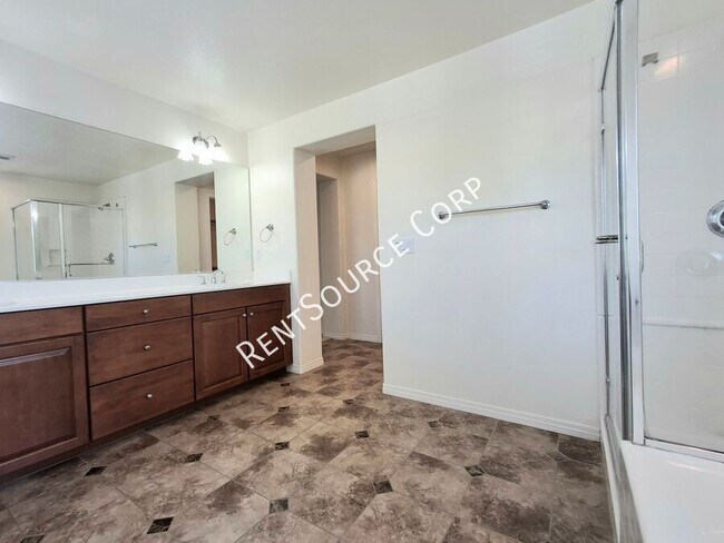 Building Photo - 28408 Camino Del Arte Dr