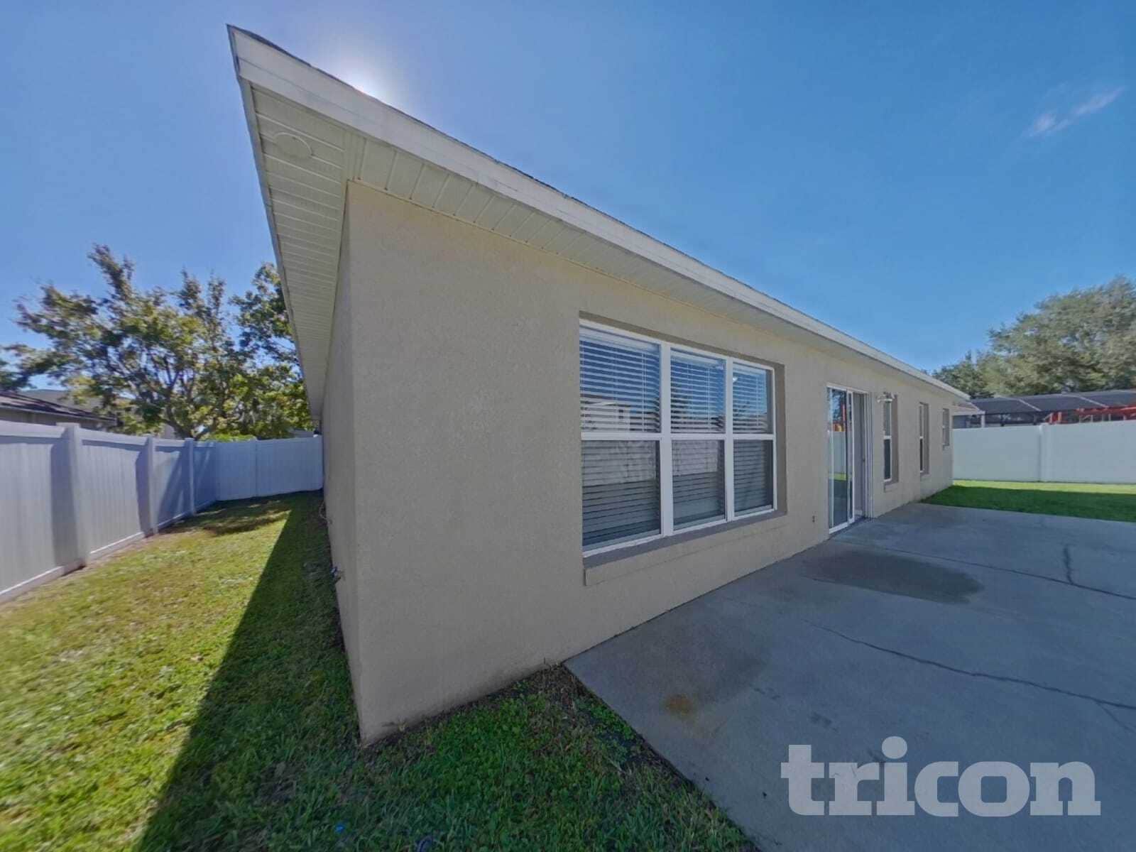 Building Photo - 3247 Amberley Park Cir