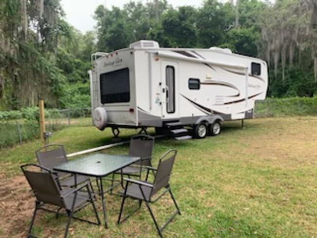 Building Photo - 1 Bed 1 Bath camper