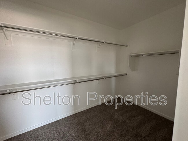Building Photo - 13845 S 177th Ave