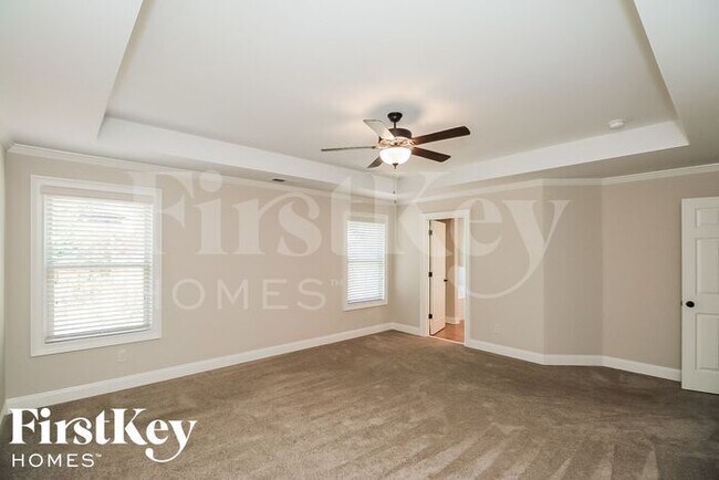 Building Photo - 112 Village Park Dr