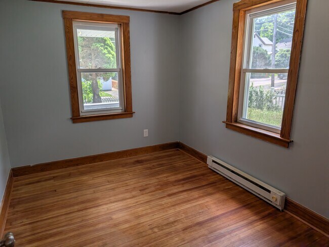 Building Photo - Litchfield