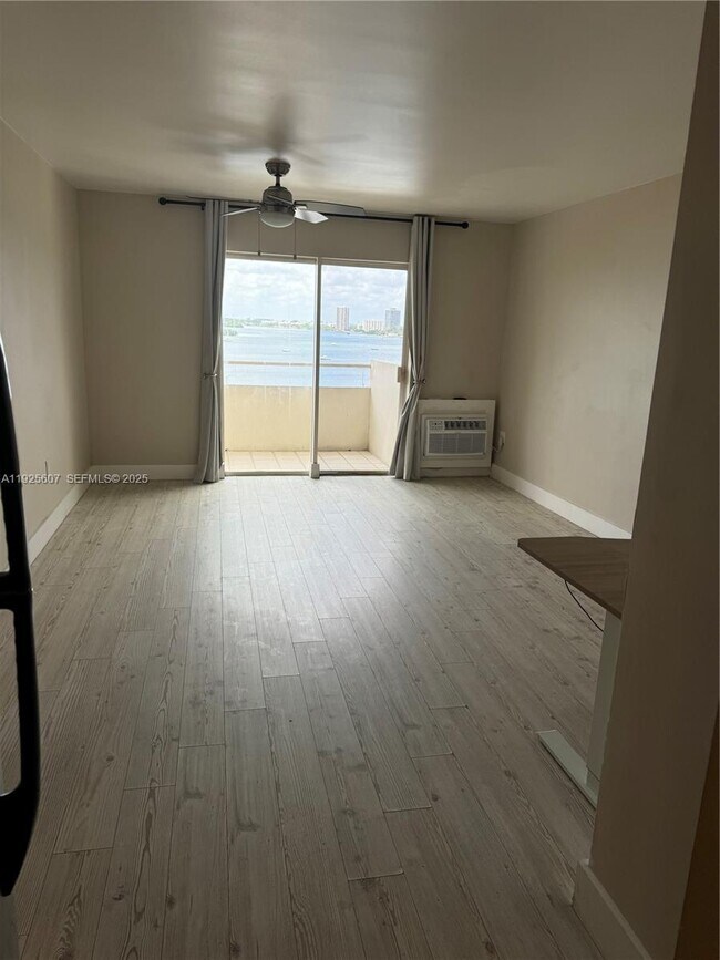 Building Photo - 7904 West Dr