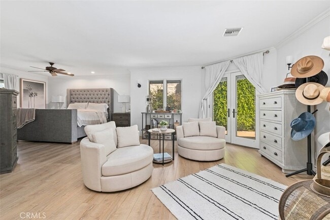 Building Photo - 600 Cliff Dr