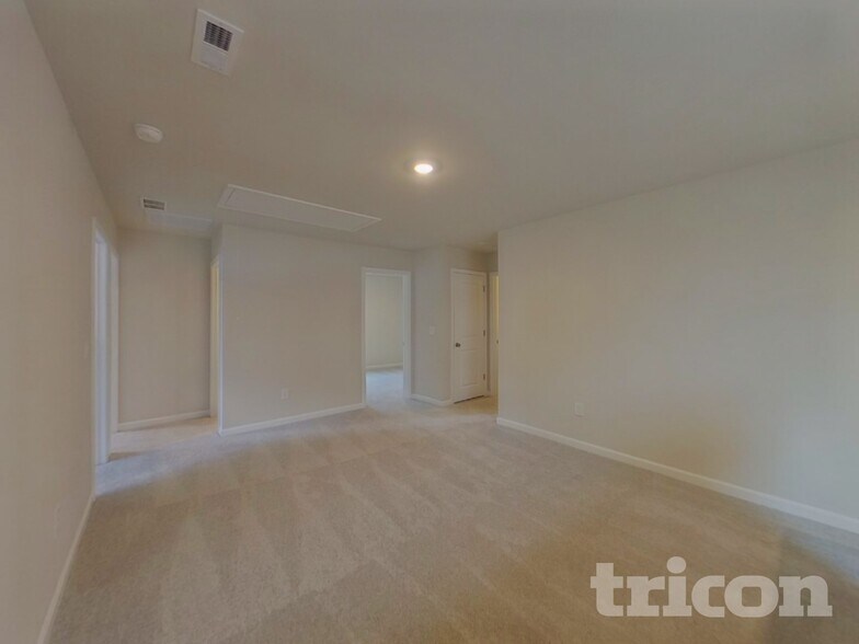 Building Photo - 4030 Rustling Grass Trl