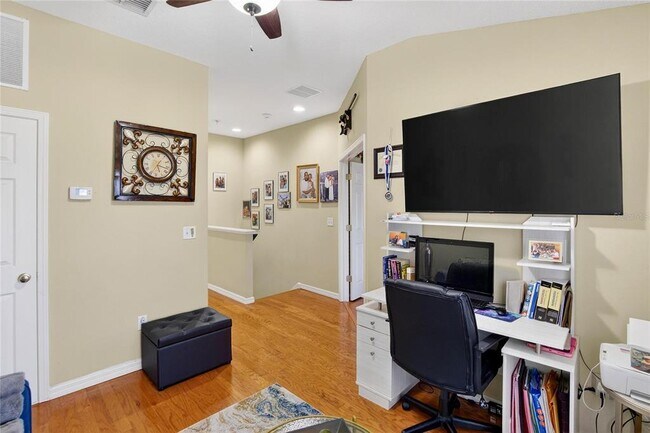 Building Photo - 209 Sawtooth Dr