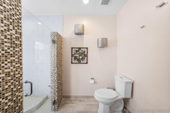 Building Photo - 5106 Heron Ct