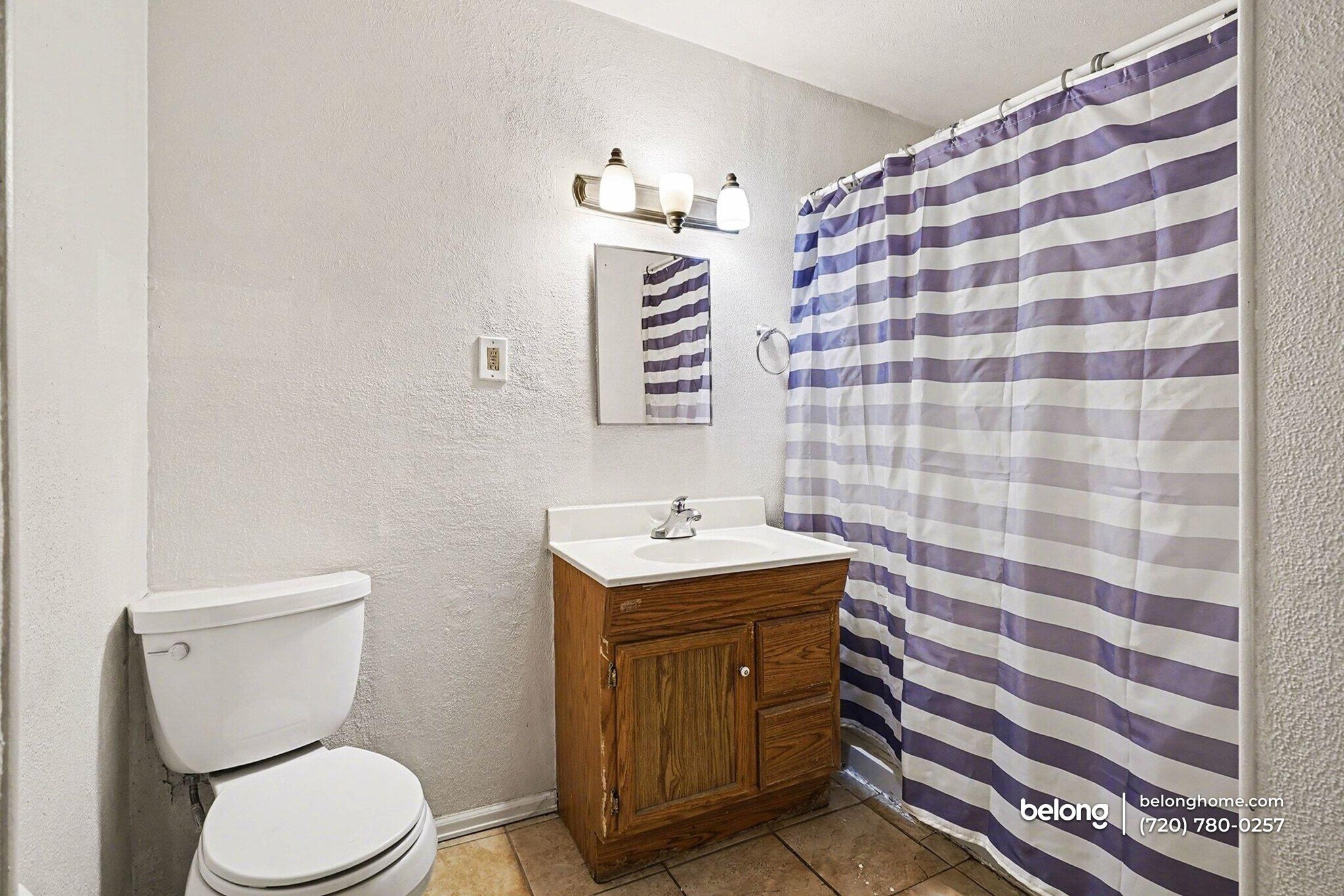 Building Photo - 2040 S Fox St