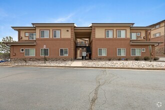 Building Photo - NEWLY REMODELED 2 BEDROOM 2 BATH CONDO