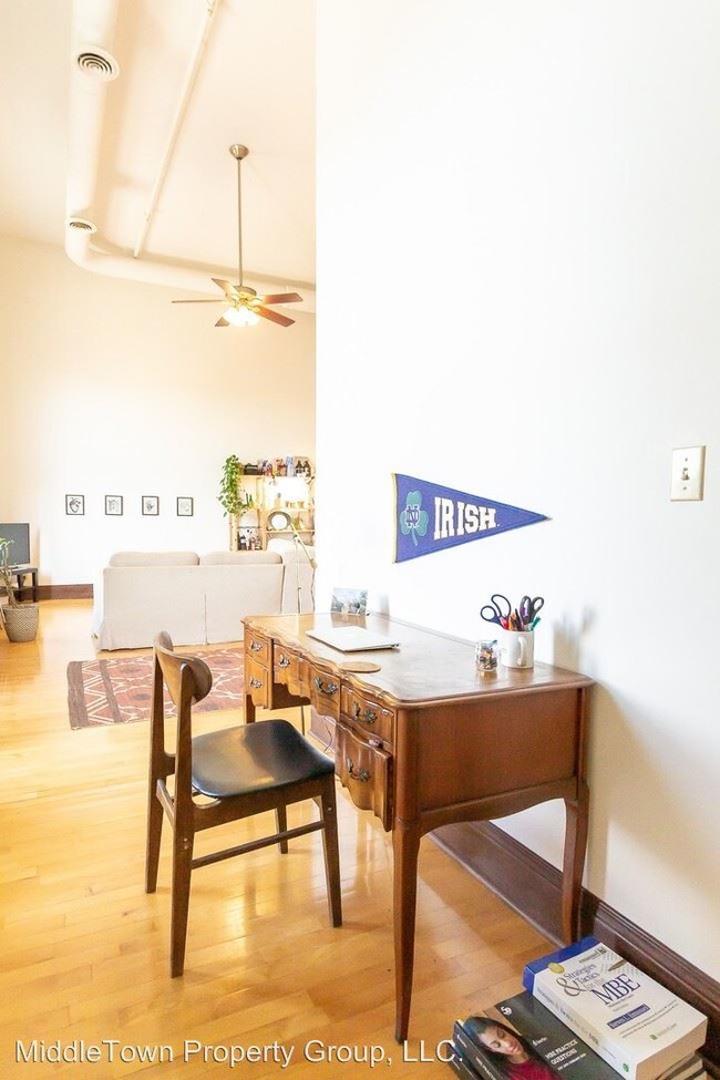 Building Photo - 120 S Walnut St