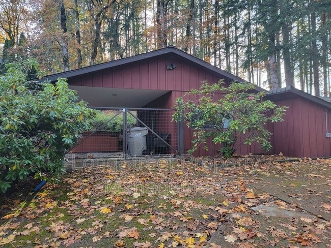 Building Photo - 2720 NW Glenwood Dr