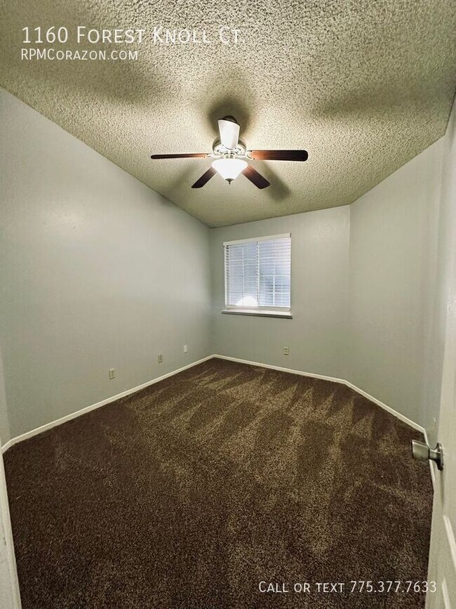 Building Photo - 1160 Forest Knoll Ct